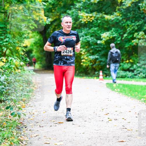 12.10.2025 - Bramfelder Halbmarathon 2025 Dr. Thomas Lammeyer http://msf.ph/oto/9352847 12.10.2025 10:45:03 Laufen 29, 2426 meine-sportfotos.de