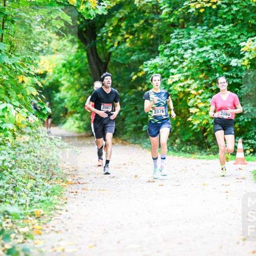 12.10.2025 - Bramfelder Halbmarathon 2025 Dr. Thomas Lammeyer http://msf.ph/oto/9352906 12.10.2025 10:45:16 Laufen 2087, 2876, 208 meine-sportfotos.de