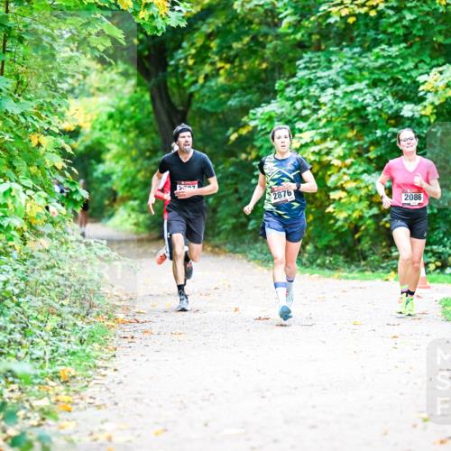 12.10.2025 - Bramfelder Halbmarathon 2025 Dr. Thomas Lammeyer http://msf.ph/oto/9352909 12.10.2025 10:45:17 Laufen 07, 00, 2876, 2086 meine-sportfotos.de