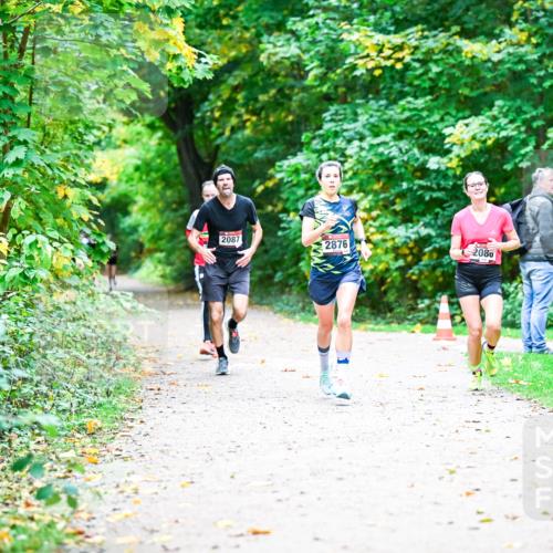 12.10.2025 - Bramfelder Halbmarathon 2025 Dr. Thomas Lammeyer http://msf.ph/oto/9352916 12.10.2025 10:45:17 Laufen 2087 meine-sportfotos.de