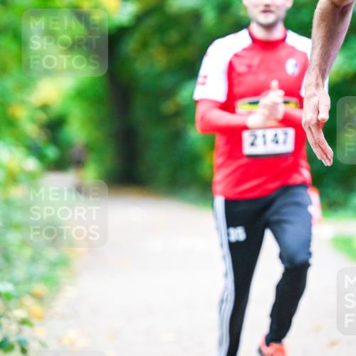 12.10.2025 - Bramfelder Halbmarathon 2025 Dr. Thomas Lammeyer http://msf.ph/oto/9352949 12.10.2025 10:45:23 Laufen 315, 2147, 20 meine-sportfotos.de