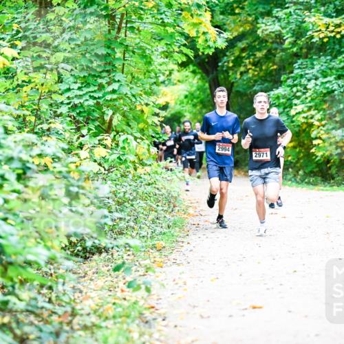 12.10.2025 - Bramfelder Halbmarathon 2025 Dr. Thomas Lammeyer http://msf.ph/oto/9352984 12.10.2025 10:45:32 Laufen 2994, 2971 meine-sportfotos.de