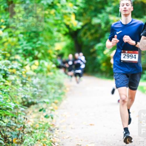 12.10.2025 - Bramfelder Halbmarathon 2025 Dr. Thomas Lammeyer http://msf.ph/oto/9353007 12.10.2025 10:45:35 Laufen 2994, 2971 meine-sportfotos.de