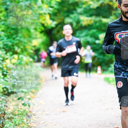 12.10.2025 - Bramfelder Halbmarathon 2025 Dr. Thomas Lammeyer http://msf.ph/oto/9353047 12.10.2025 10:45:43 Laufen 1910, 1910 meine-sportfotos.de