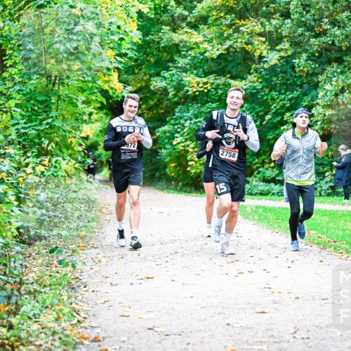 12.10.2025 - Bramfelder Halbmarathon 2025 Dr. Thomas Lammeyer http://msf.ph/oto/9353067 12.10.2025 10:45:46 Laufen 15 meine-sportfotos.de