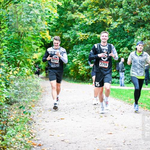 12.10.2025 - Bramfelder Halbmarathon 2025 Dr. Thomas Lammeyer http://msf.ph/oto/9353070 12.10.2025 10:45:47 Laufen 2758 meine-sportfotos.de