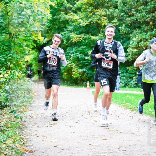 12.10.2025 - Bramfelder Halbmarathon 2025 Dr. Thomas Lammeyer http://msf.ph/oto/9353073 12.10.2025 10:45:47 Laufen 2872, 2758, 15 meine-sportfotos.de