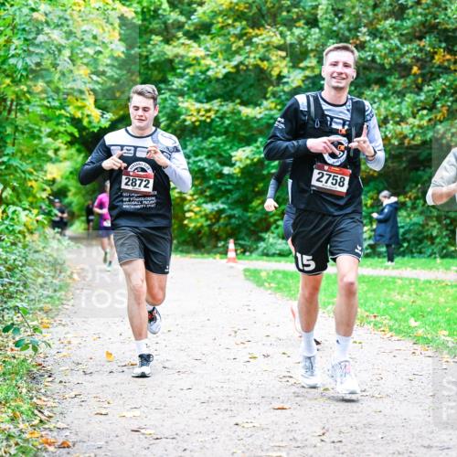 12.10.2025 - Bramfelder Halbmarathon 2025 Dr. Thomas Lammeyer http://msf.ph/oto/9353076 12.10.2025 10:45:47 Laufen 2872, 2758, 15 meine-sportfotos.de