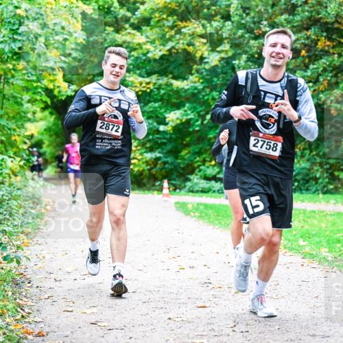 12.10.2025 - Bramfelder Halbmarathon 2025 Dr. Thomas Lammeyer http://msf.ph/oto/9353078 12.10.2025 10:45:48 Laufen 2872, 2758, 15 meine-sportfotos.de