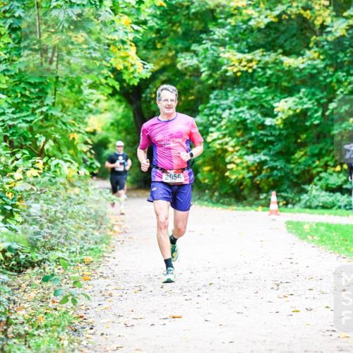 12.10.2025 - Bramfelder Halbmarathon 2025 Dr. Thomas Lammeyer http://msf.ph/oto/9353093 12.10.2025 10:45:52 Laufen 2056 meine-sportfotos.de