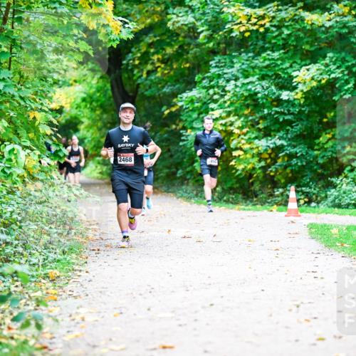 12.10.2025 - Bramfelder Halbmarathon 2025 Dr. Thomas Lammeyer http://msf.ph/oto/9353112 12.10.2025 10:45:56 Laufen  meine-sportfotos.de