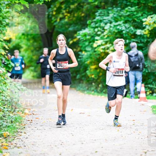 12.10.2025 - Bramfelder Halbmarathon 2025 Dr. Thomas Lammeyer http://msf.ph/oto/9353156 12.10.2025 10:46:04 Laufen 26, 2019 meine-sportfotos.de