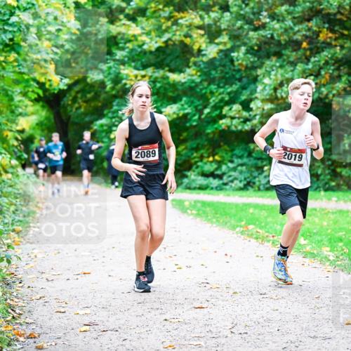 12.10.2025 - Bramfelder Halbmarathon 2025 Dr. Thomas Lammeyer http://msf.ph/oto/9353180 12.10.2025 10:46:07 Laufen 2089, 2019 meine-sportfotos.de