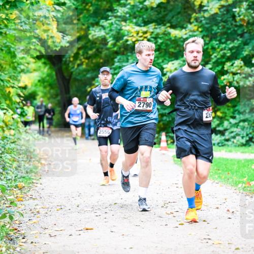 12.10.2025 - Bramfelder Halbmarathon 2025 Dr. Thomas Lammeyer http://msf.ph/oto/9353212 12.10.2025 10:46:13 Laufen 2556, 2025, 2790, 28 meine-sportfotos.de