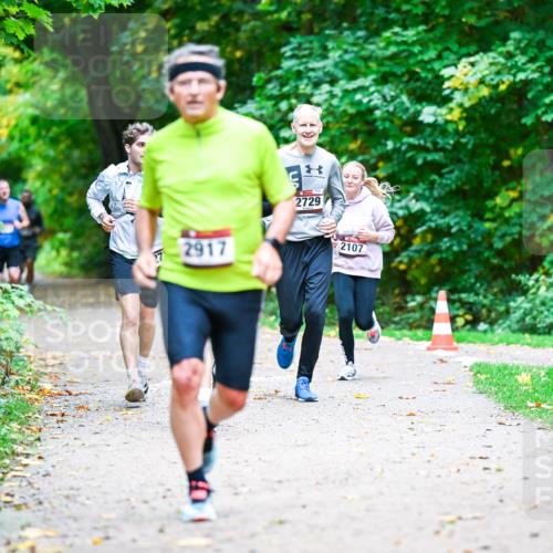 12.10.2025 - Bramfelder Halbmarathon 2025 Dr. Thomas Lammeyer http://msf.ph/oto/9353269 12.10.2025 10:46:24 Laufen 27, 2917, 2729, 2107 meine-sportfotos.de