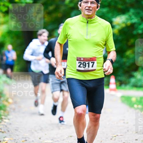 12.10.2025 - Bramfelder Halbmarathon 2025 Dr. Thomas Lammeyer http://msf.ph/oto/9353276 12.10.2025 10:46:25 Laufen 34, 2917 meine-sportfotos.de