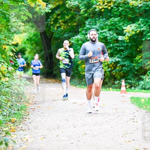 12.10.2025 - Bramfelder Halbmarathon 2025 Dr. Thomas Lammeyer http://msf.ph/oto/9353320 12.10.2025 10:46:36 Laufen 12, 2193, 2149 meine-sportfotos.de