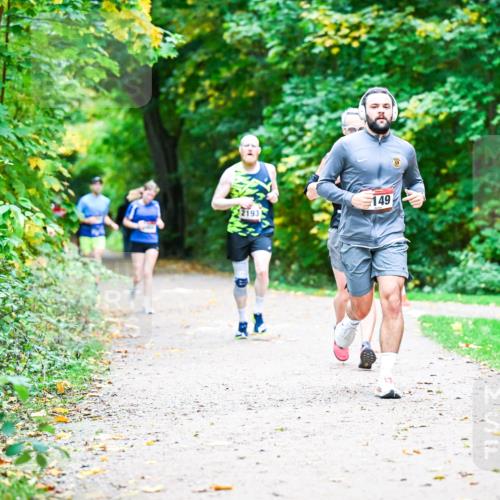 12.10.2025 - Bramfelder Halbmarathon 2025 Dr. Thomas Lammeyer http://msf.ph/oto/9353326 12.10.2025 10:46:37 Laufen 149, 2193 meine-sportfotos.de