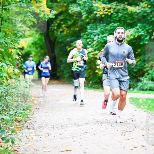 12.10.2025 - Bramfelder Halbmarathon 2025 Dr. Thomas Lammeyer http://msf.ph/oto/9353327 12.10.2025 10:46:37 Laufen 2193, 2149 meine-sportfotos.de