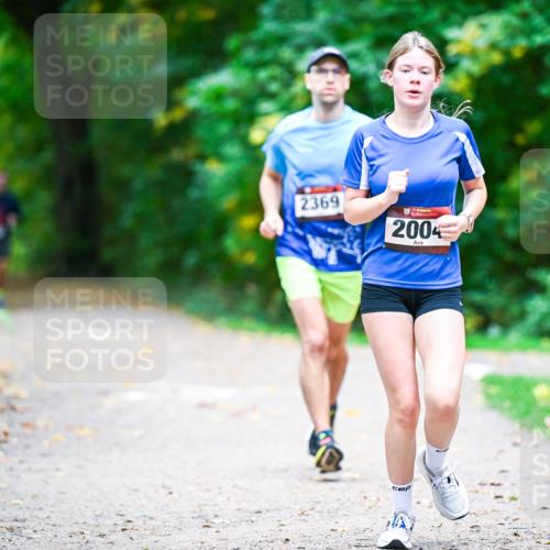 12.10.2025 - Bramfelder Halbmarathon 2025 Dr. Thomas Lammeyer http://msf.ph/oto/9353359 12.10.2025 10:46:43 Laufen 2369, 2004 meine-sportfotos.de