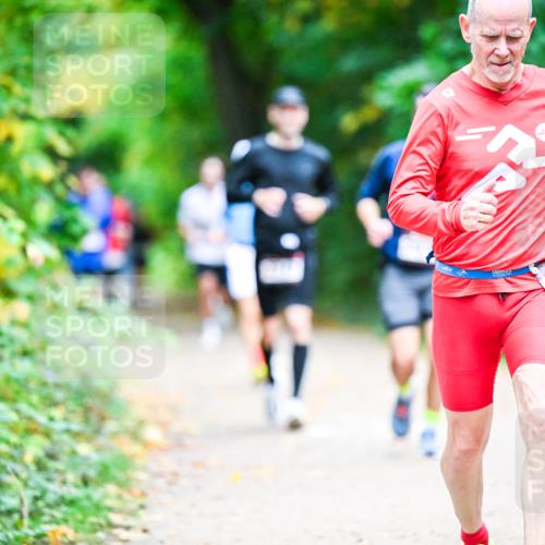 12.10.2025 - Bramfelder Halbmarathon 2025 Dr. Thomas Lammeyer http://msf.ph/oto/9353397 12.10.2025 10:46:52 Laufen 25 meine-sportfotos.de