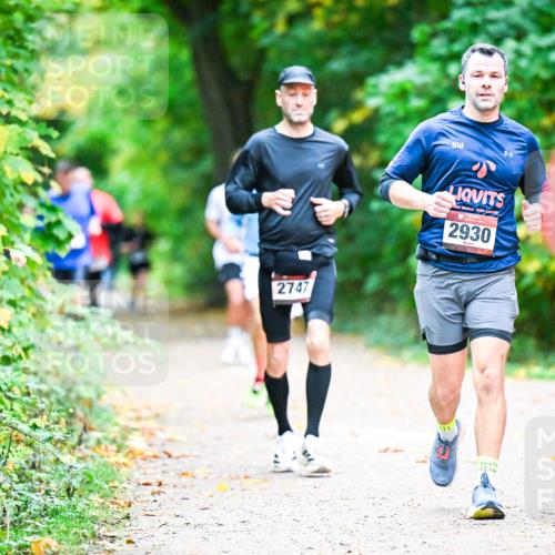 12.10.2025 - Bramfelder Halbmarathon 2025 Dr. Thomas Lammeyer http://msf.ph/oto/9353404 12.10.2025 10:46:53 Laufen 2747, 2930 meine-sportfotos.de
