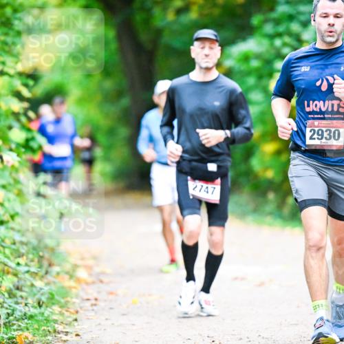 12.10.2025 - Bramfelder Halbmarathon 2025 Dr. Thomas Lammeyer http://msf.ph/oto/9353411 12.10.2025 10:46:54 Laufen 2747, 2930 meine-sportfotos.de