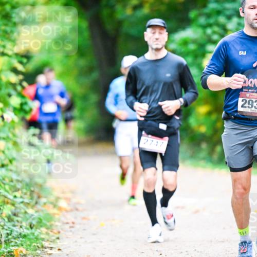 12.10.2025 - Bramfelder Halbmarathon 2025 Dr. Thomas Lammeyer http://msf.ph/oto/9353413 12.10.2025 10:46:54 Laufen 2747, 2930 meine-sportfotos.de