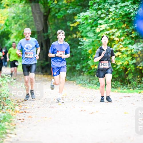 12.10.2025 - Bramfelder Halbmarathon 2025 Dr. Thomas Lammeyer http://msf.ph/oto/9353478 12.10.2025 10:47:05 Laufen 2548, 2425 meine-sportfotos.de