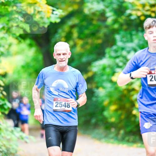 12.10.2025 - Bramfelder Halbmarathon 2025 Dr. Thomas Lammeyer http://msf.ph/oto/9353512 12.10.2025 10:47:11 Laufen 2548, 202 meine-sportfotos.de