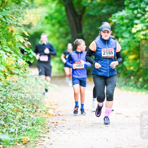 12.10.2025 - Bramfelder Halbmarathon 2025 Dr. Thomas Lammeyer http://msf.ph/oto/9353553 12.10.2025 10:47:18 Laufen 081, 2165 meine-sportfotos.de