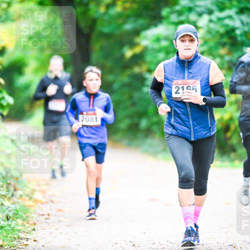 12.10.2025 - Bramfelder Halbmarathon 2025 Dr. Thomas Lammeyer http://msf.ph/oto/9353564 12.10.2025 10:47:19 Laufen 2081, 2155 meine-sportfotos.de