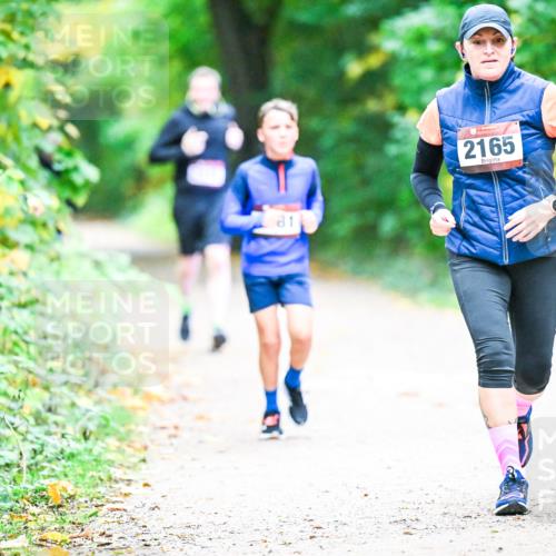 12.10.2025 - Bramfelder Halbmarathon 2025 Dr. Thomas Lammeyer http://msf.ph/oto/9353565 12.10.2025 10:47:20 Laufen 2165 meine-sportfotos.de