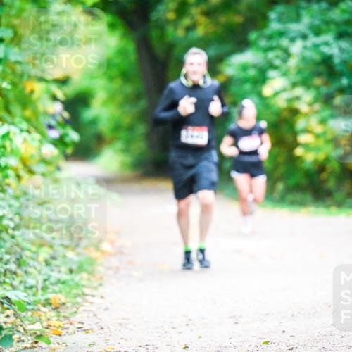 12.10.2025 - Bramfelder Halbmarathon 2025 Dr. Thomas Lammeyer http://msf.ph/oto/9353585 12.10.2025 10:47:23 Laufen  meine-sportfotos.de