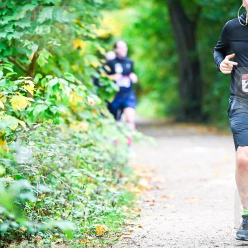 12.10.2025 - Bramfelder Halbmarathon 2025 Dr. Thomas Lammeyer http://msf.ph/oto/9353587 12.10.2025 10:47:25 Laufen 2445, 230 meine-sportfotos.de