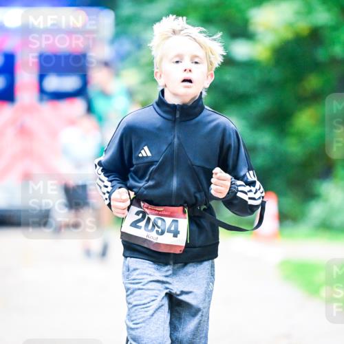 12.10.2025 - Bramfelder Halbmarathon 2025 Dr. Thomas Lammeyer http://msf.ph/oto/9353620 12.10.2025 10:47:39 Laufen 2094 meine-sportfotos.de