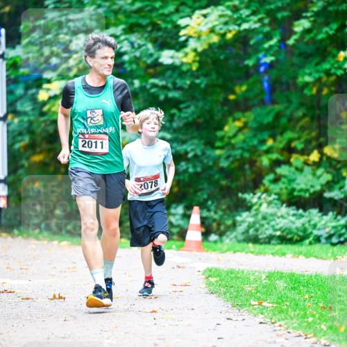 12.10.2025 - Bramfelder Halbmarathon 2025 Dr. Thomas Lammeyer http://msf.ph/oto/9353627 12.10.2025 10:47:41 Laufen 2011, 2078 meine-sportfotos.de