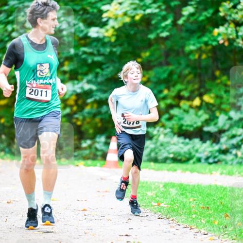 12.10.2025 - Bramfelder Halbmarathon 2025 Dr. Thomas Lammeyer http://msf.ph/oto/9353635 12.10.2025 10:47:42 Laufen 2010 meine-sportfotos.de