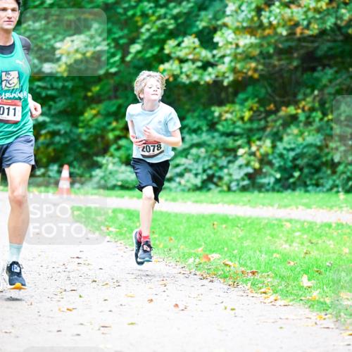 12.10.2025 - Bramfelder Halbmarathon 2025 Dr. Thomas Lammeyer http://msf.ph/oto/9353641 12.10.2025 10:47:44 Laufen 2011, 2078 meine-sportfotos.de