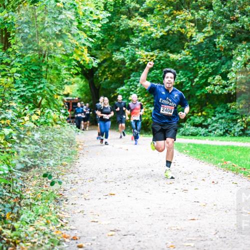 12.10.2025 - Bramfelder Halbmarathon 2025 Dr. Thomas Lammeyer http://msf.ph/oto/9353778 12.10.2025 10:48:11 Laufen 2408 meine-sportfotos.de