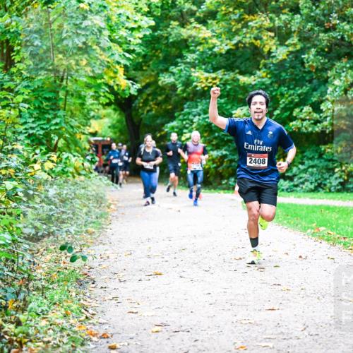 12.10.2025 - Bramfelder Halbmarathon 2025 Dr. Thomas Lammeyer http://msf.ph/oto/9353781 12.10.2025 10:48:11 Laufen 2408 meine-sportfotos.de