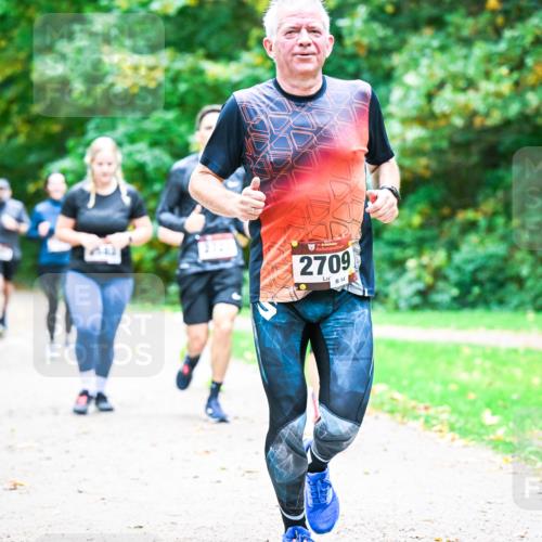 12.10.2025 - Bramfelder Halbmarathon 2025 Dr. Thomas Lammeyer http://msf.ph/oto/9353812 12.10.2025 10:48:17 Laufen 2709, 14 meine-sportfotos.de