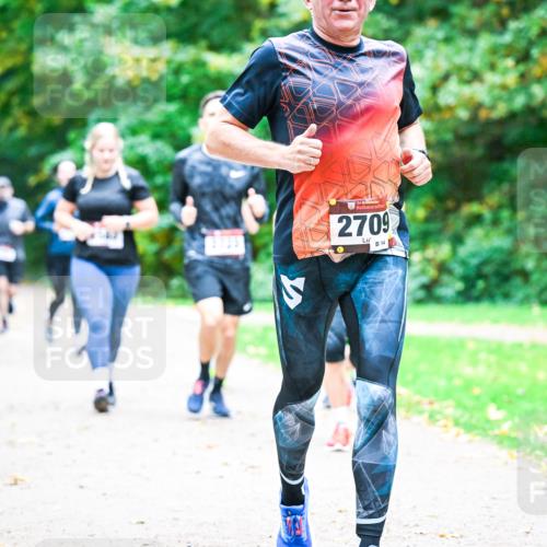 12.10.2025 - Bramfelder Halbmarathon 2025 Dr. Thomas Lammeyer http://msf.ph/oto/9353813 12.10.2025 10:48:17 Laufen 2709, 14 meine-sportfotos.de