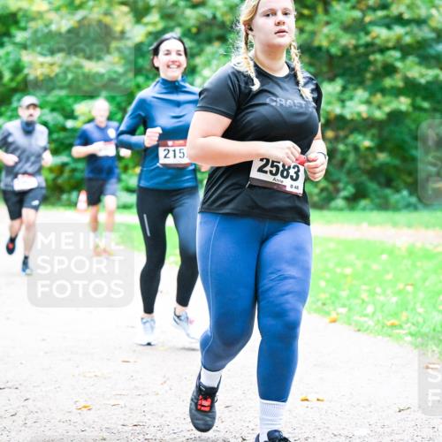 12.10.2025 - Bramfelder Halbmarathon 2025 Dr. Thomas Lammeyer http://msf.ph/oto/9353829 12.10.2025 10:48:21 Laufen 215, 2583, 48 meine-sportfotos.de