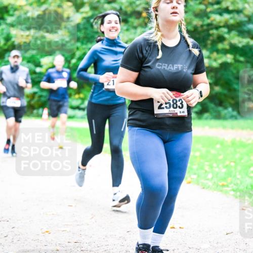 12.10.2025 - Bramfelder Halbmarathon 2025 Dr. Thomas Lammeyer http://msf.ph/oto/9353830 12.10.2025 10:48:21 Laufen 21, 2583, 48 meine-sportfotos.de