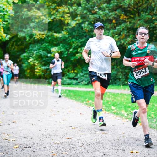 12.10.2025 - Bramfelder Halbmarathon 2025 Dr. Thomas Lammeyer http://msf.ph/oto/9353919 12.10.2025 10:48:37 Laufen 309, 2952, 100 meine-sportfotos.de