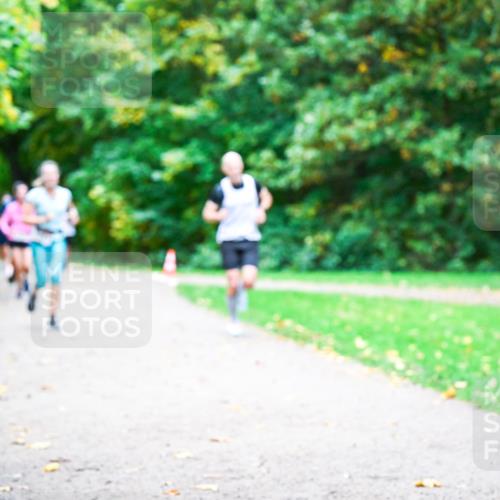 12.10.2025 - Bramfelder Halbmarathon 2025 Dr. Thomas Lammeyer http://msf.ph/oto/9353928 12.10.2025 10:48:39 Laufen  meine-sportfotos.de