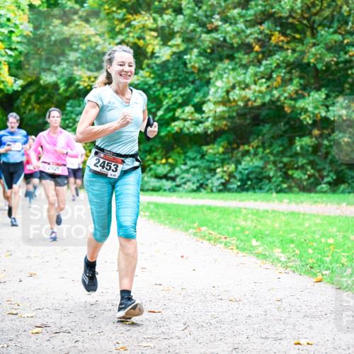 12.10.2025 - Bramfelder Halbmarathon 2025 Dr. Thomas Lammeyer http://msf.ph/oto/9353942 12.10.2025 10:48:41 Laufen 2925, 2453, 58 meine-sportfotos.de