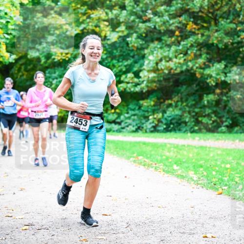 12.10.2025 - Bramfelder Halbmarathon 2025 Dr. Thomas Lammeyer http://msf.ph/oto/9353943 12.10.2025 10:48:42 Laufen 2925, 2453, 58 meine-sportfotos.de