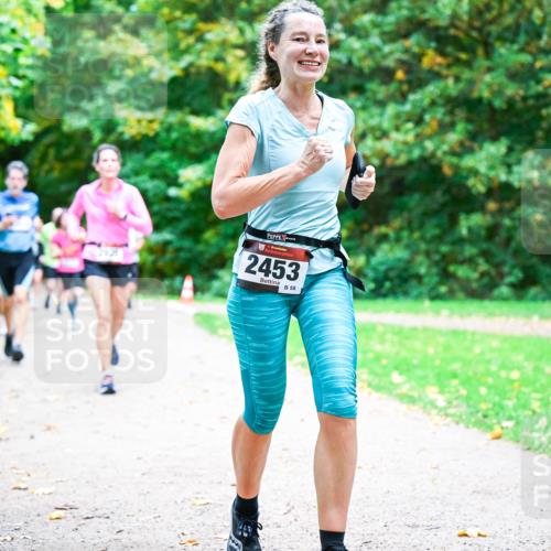 12.10.2025 - Bramfelder Halbmarathon 2025 Dr. Thomas Lammeyer http://msf.ph/oto/9353947 12.10.2025 10:48:42 Laufen 2453, 58 meine-sportfotos.de